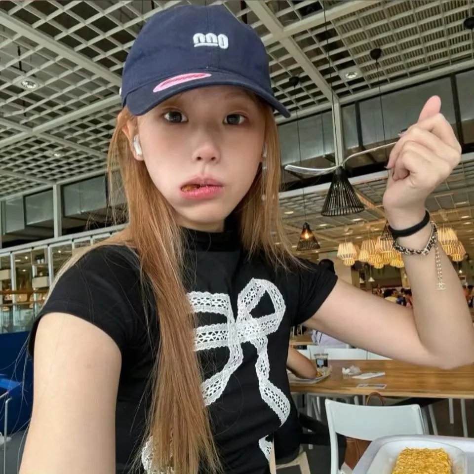 替嫁后，纨绔大佬每天都在撩我